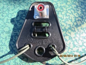 Tet-Emtron dipole centre