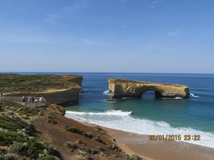 London Bridge missing a link!